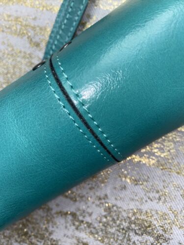 Patricia Nash Isla Oblong Italian Leather Wristlet  Distress AQUA NEW CUTE!!!