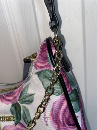 JUICY COUTURE GARDEN CREAM CHAINS IN LOVE CROSSBODY BAG WITH AIRPOD CASE POUCH