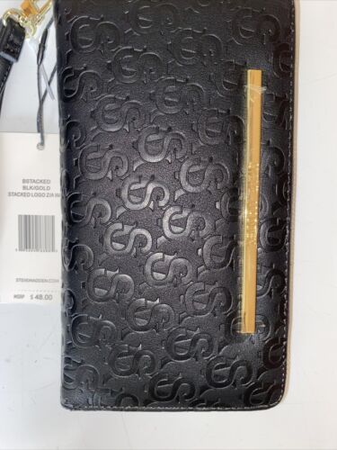 STEVE MADDEN WALLET WRISTLET BLACK STAMPED LOGO VERY DIFFERENT!!