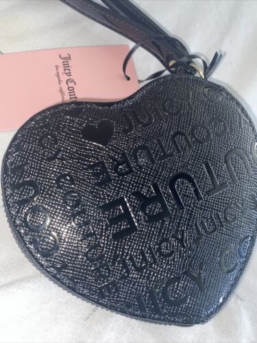 JUICY COUTURE ON THE BLOCK WORD ON THE STREET HEART WRISTLET WRISTLET COIN PURSE
