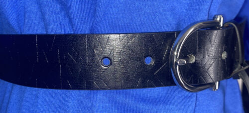 MICHAEL KORS BELT BLACK WITH STAMPED LOGO SILVER BUCKLE