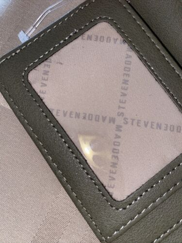 STEVE MADDEN Woman's Wallet Bifold BALLEN-G Soft Textured GREEN- BEAUTIFUL !!!