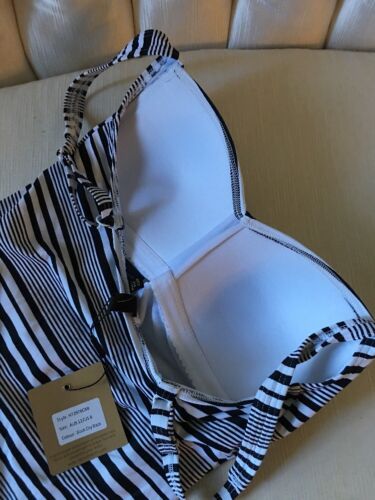 NIP TUCK BOND EYE ONE PIECE SWIMSUIT Stripe  Black /White Size 8