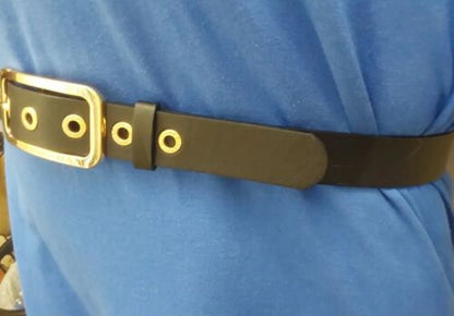 JUICY COUTURE BELT BLACK WITH GOLD BUCKLE AND GOLDEN EYELETS NICE!!!!