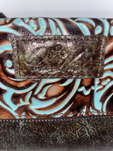 Patricia Nash Valerie Turquoise Tooled Leather Fold Over Clutch Wristlet New