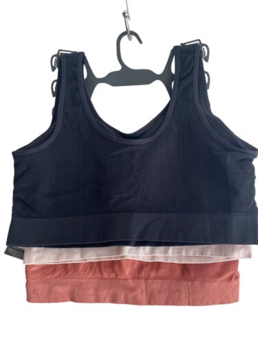 DELTA BURKE~3 PCK SEAMLESS BRAS MULTICOLOR~SIDE DETAIL~ALL SIZES~GREAT FIT