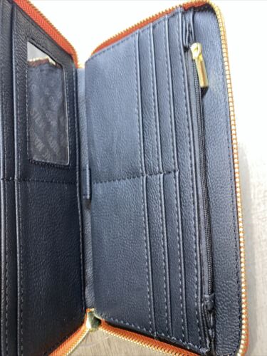 STEVE MADDEN WALLET WRISTLET PUMPKIN 🎃SMOOTH TEXTURE GOLD ZIPPER BZIPPY~BOOWOO!