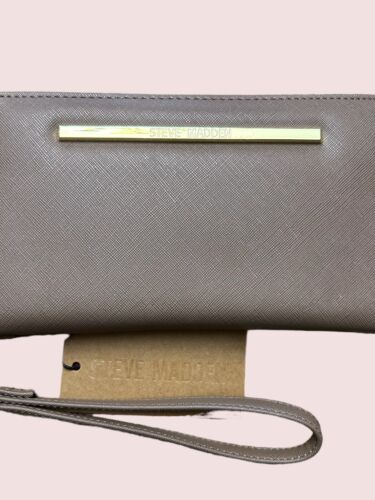 STEVE MADDEN WALLET MUSHROOM SMOOTH TEXTURED SILVER ZIPPER BZIPPY ~ BEAUTIFUL !