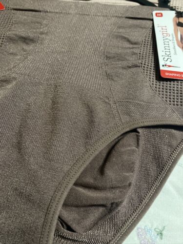 Skinnygirl Shaping Seamless Briefs Size M~3  pair Style SG7703~TAMES YOUR TUMMY!