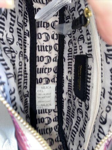 JUICY COUTURE GARDEN CREAM CHAINS IN LOVE CROSSBODY BAG WITH AIRPOD CASE POUCH