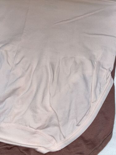 Skinnygirl Shaping Seamless Briefs Size Medium 3  pair Style SG7164￼￼ New