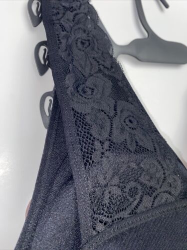 Delta Burke 3-Pack Seamless Bras Size 2X Soft Comfort Lounge Removable Pads