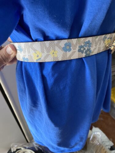 MICHAEL KORS BELT REVERABLE BLUE FLORAL MK LOGO/LUGGAGE GOLD MK BUCKLE MSRP $68❤
