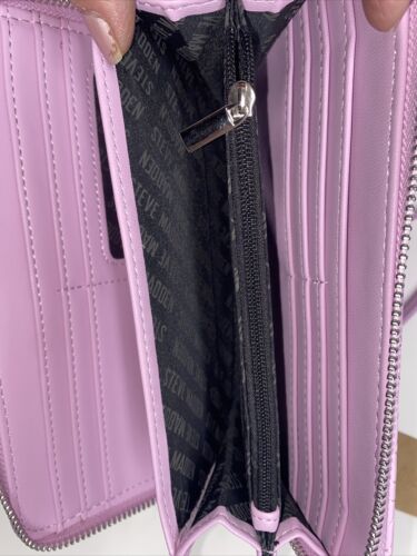 STEVE MADDEN WALLET WRISTLET PINKIE BANGELO SMOOTH TEXTURED SILVER ZIPPER