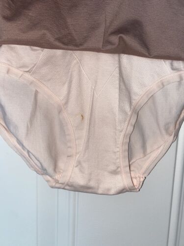 Skinnygirl Shaping Seamless Briefs Size MEDIUM 3  pair Style SG7715￼￼ New