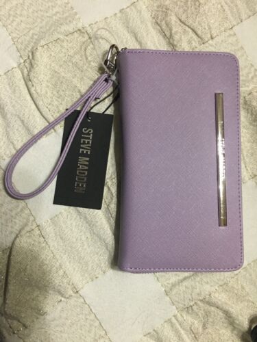 STEVE MADDEN WALLET WRISTLET LAVENDER SMOOTH TEXTURED SILVER ZIP "OH WHAT COLOR"