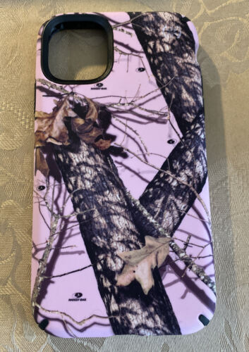 Speck iPhone 11 Case Camo Mossy Oak 2 Layers Of Protection Genuine MSRP $49.95
