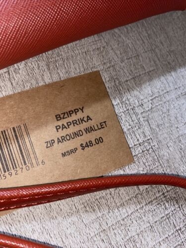STEVE MADDEN WALLET WRISTLET RED~PAPRIKA~ LOGO SMOOTH TEXTURED~ORGANIZER~UNIQUE!