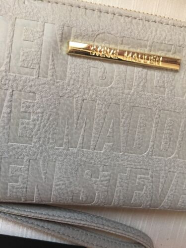 STEVE MADDEN WALLET Bisque Stamped Logo Zip Around Organizer Wristlet Free Ship