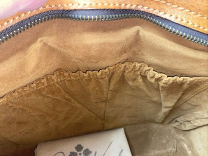 PATRICIA NASH ~ TOOLED Floral ~Florence LEATHER Tote P53207~ UNIQUE & SPACIOUS!
