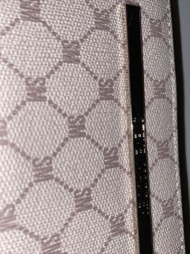 Steve Madden Wallet Beige&Bisque Printed SM Logo Zip Around Silver Hardware NEW