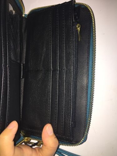 STEVE MADDEN WALLET WRISTLET TEAL BLUE SMOOTH TEXTURED SILVER ZIPPER