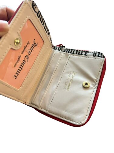 JUICY COUTURE-SCARLET RED-PRETTY BOW SMALL ZIP AROUND WALLET-GREAT & UNIQUE