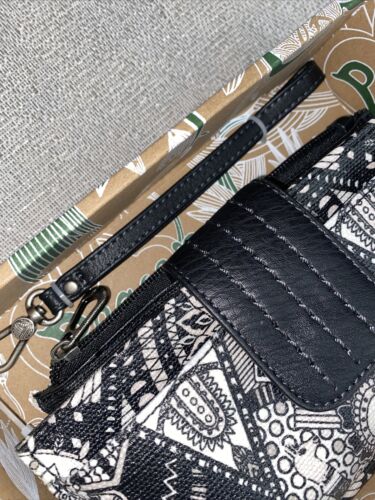 Sakroots Olympic -Black & White Wristlet XBDY Olympic Pattern - New In Box CUTE!