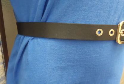 JUICY COUTURE BELT BLACK WITH GOLD BUCKLE AND GOLDEN EYELETS NICE!!!!