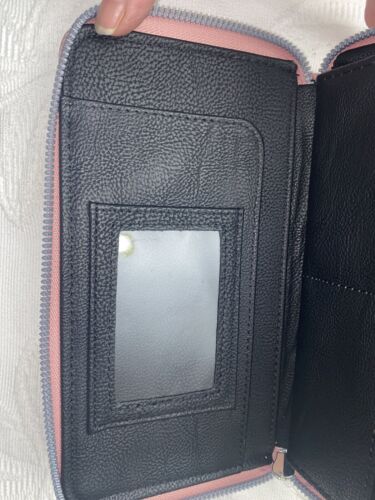 BETSEY JOHNSON Zip Around Wallet/Wristlet-PINK HEARTS EMBOSSED REAR FIND!!!