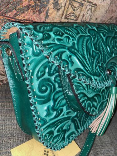 PATRICIA NASH Beaumont Tooled Crossbody P431244 Burnished Soft Green Leather NEW