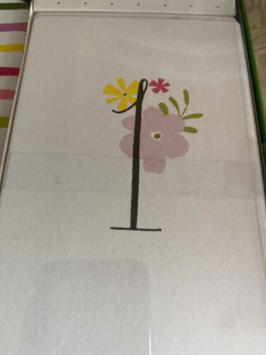 New Kate Spade Baby Girl Photo Prop Set With Brag Book Brand New MSRP $28.00