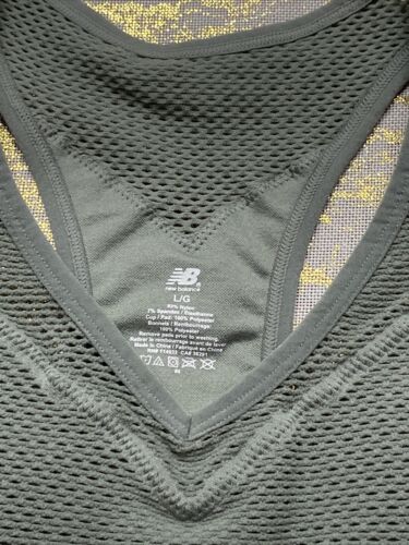 New Balance Sports Bra Green Seed Style 112003 Removable Cups Size Large