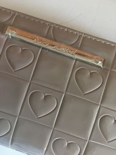 Betsey Johnson Zip Around Wristlet Wallet - STONE - Heart Design Patent NWT