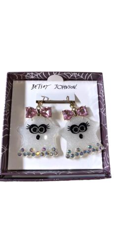 HALLOWEEN~ Betsey Johnson Acrylic Girl Ghost With Pink Crystal Bow Drop Earrings