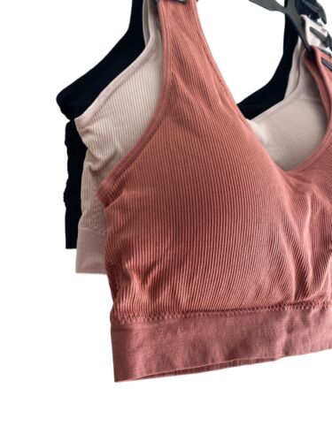 DELTA BURKE~3 PCK SEAMLESS BRAS MULTICOLOR~SIDE DETAIL~ALL SIZES~GREAT FIT