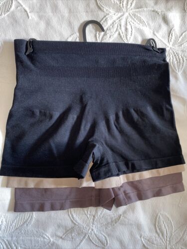 Skinnygirl Shaping Seamless Slip Shorts Size XLarge 3  pair Style SG7063￼￼ New