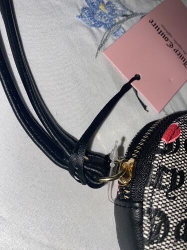 JUICY COUTURE BLACK AND GRAY HEART SHAPED COIN PURSE 5”D X 4.5” L X 1 “D