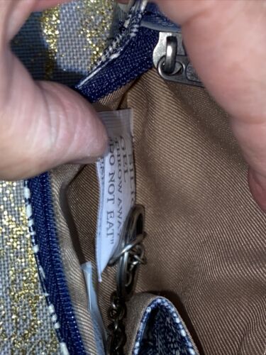 SAKROOTS ID Lanyard Card Case Keychain Coin Purse NAVY SD ARTIST CIRCLE NEW