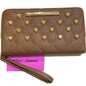 BETSEY JOHNSON Cognac ZIP AROUND CLUTCH WALLET WRISTLET BS800160 GOLD HEARTS NWT