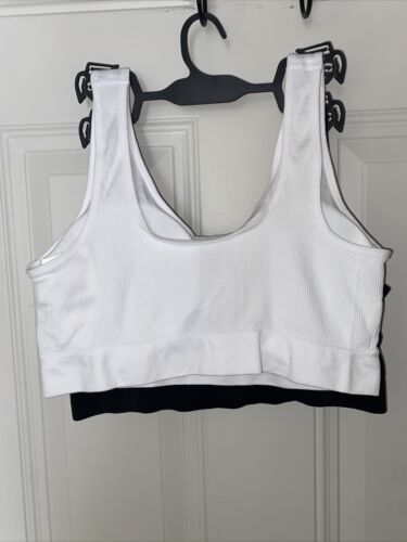 DELTA BURKE~2 Pack SEAMLESS BRAS~ INTIMATE~ALL SIZES~COMFORTABLE~ GREAT FIT!
