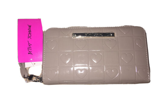 Betsey Johnson Zip Around Wristlet Wallet - STONE - Heart Design Patent NWT