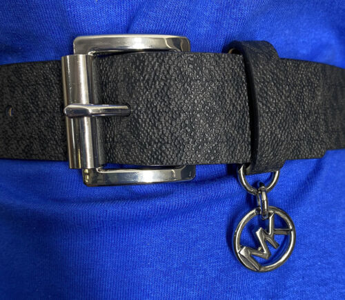 MICHAEL KORS BELT BLACK MK LOGO WITH SILVER BUCKLE AND MK CHARM 1 SMALL Left
