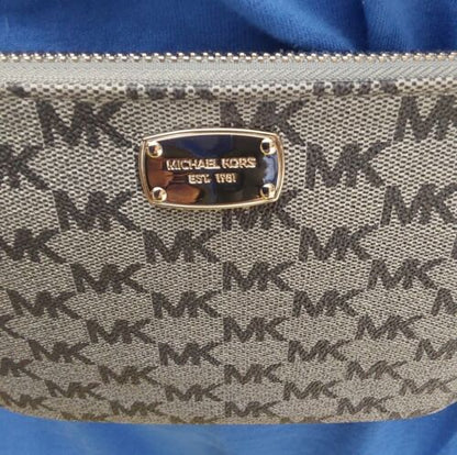 MICHAEL KORS FANNY PACK BELT BAG GRAY SILVER HARDWARE