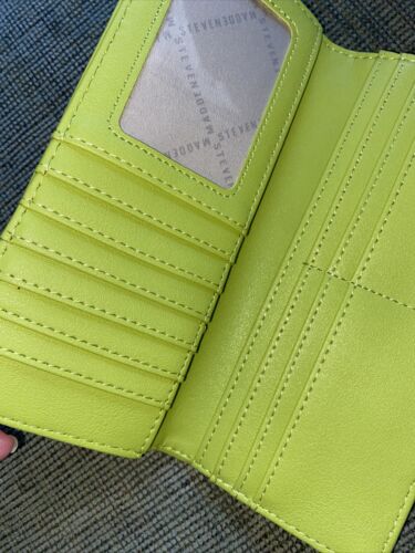 STEVE MADDEN Woman's Wallet Bifold BALLEN~GREEN ~ BEAUTIFUL !!!
