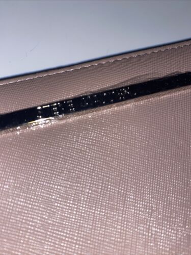 STEVE MADDEN WALLET WRISTLET MAUVE SMOOTH TEXTURED SILVER ZIPPER