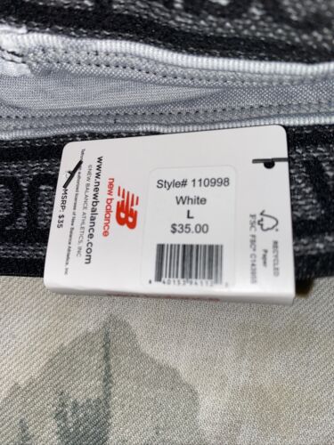 New Balance Medium Impact Sports Bra Style 110998 White Camouflage Size L NEW