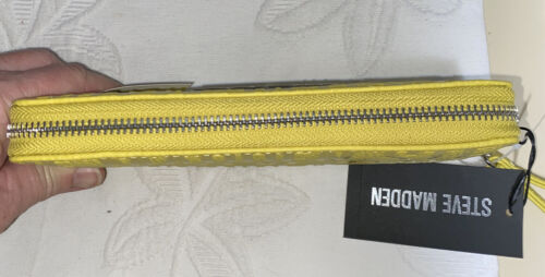 STEVE MADDEN WALLET WRISTLET CITRON STAMPED LOGO SILVER ZIPPER