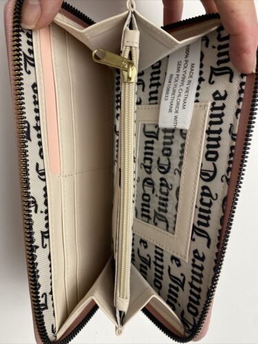 JUICY COUTURE WALLET ORGANIZER- CLUTCH EMBOSSED LOGO-FRONT ZIP & ZIP AROUND CUTE