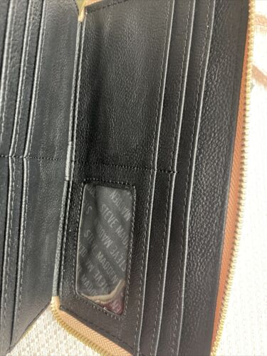 STEVE MADDEN WALLET WRISTLET PRINTED LOGO BLUSH MULTI TONE SO DIFFERENT!!
